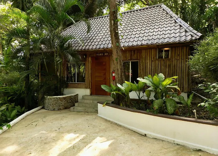 Falling Leaves Lodge